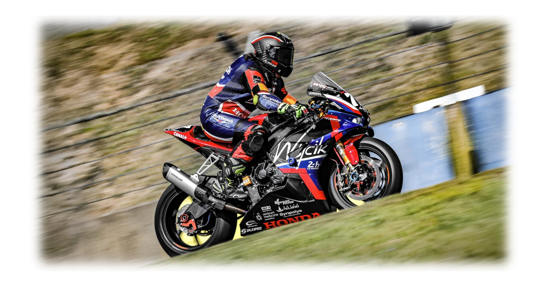 wójcik racing team jurand kuśmierczyk honda cbr 1000rr-r sp cbr 1000 rr fireblade dominator exhaust system sportbike racing 